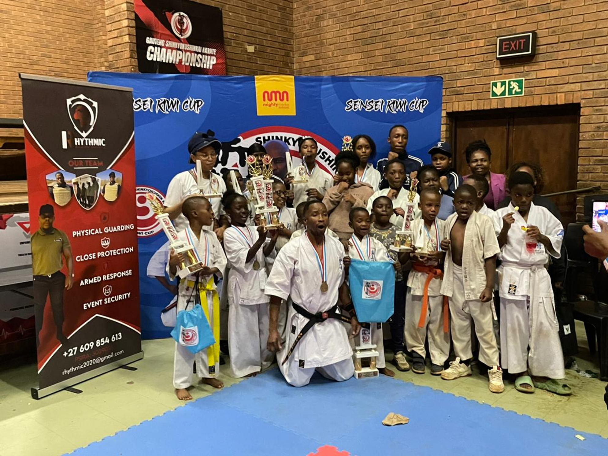 Security officer training session